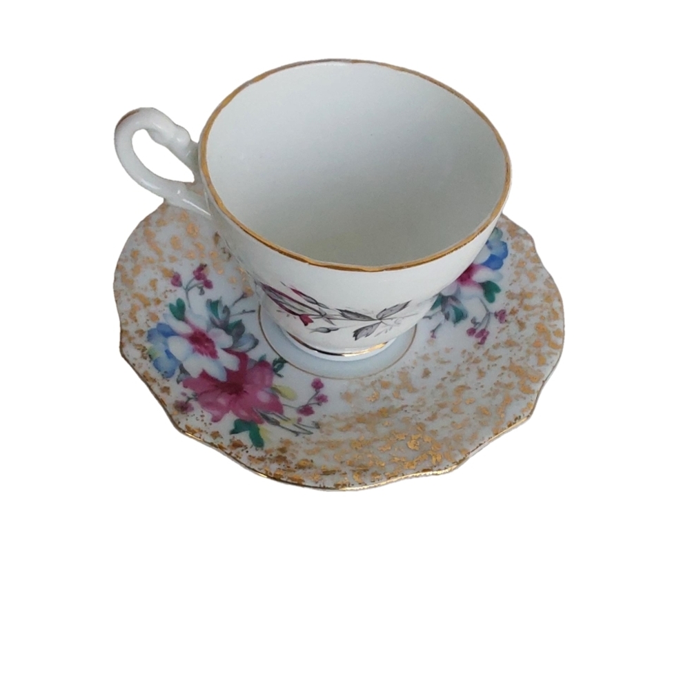 Consort Fine  Bone Floral Teacup and Saucer Set with‎ Gold Accents